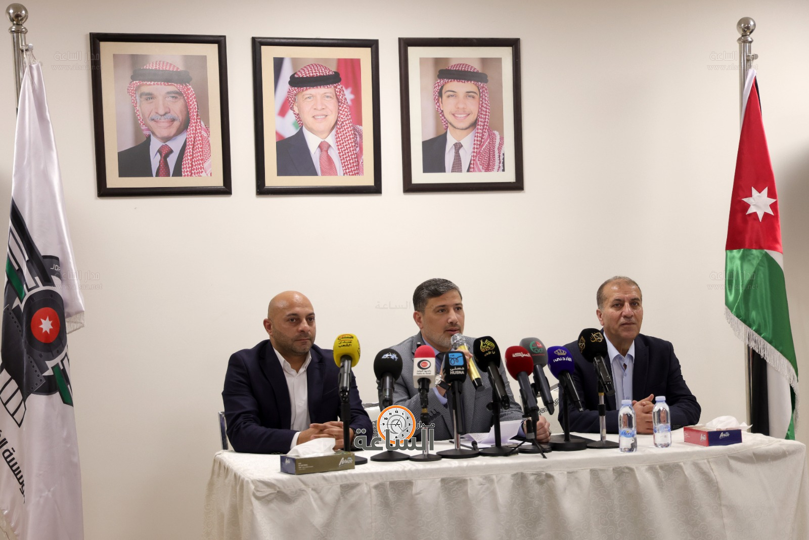 Madar Al-Saa Images 0.05003427058303345