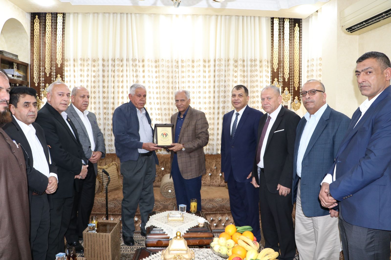 Madar Al-Saa Images 0.4605245489208596