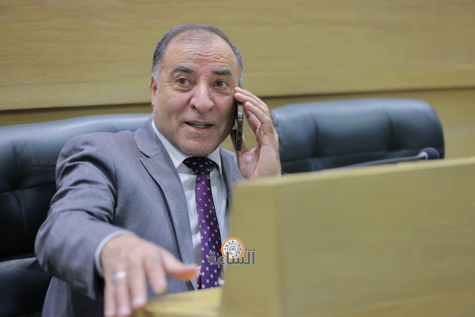 Madar Al-Saa Images 0.8742405516628255