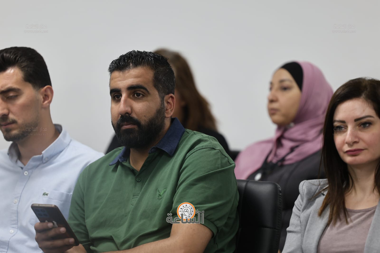 Madar Al-Saa Images 0.9180973880946288