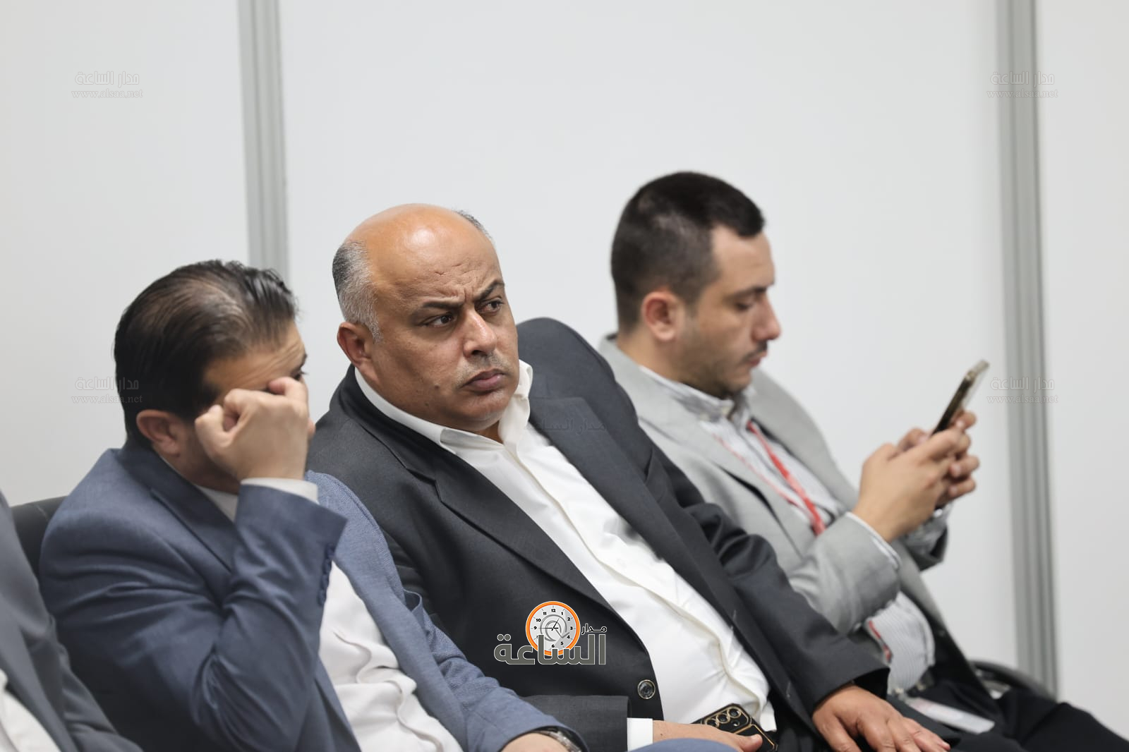 Madar Al-Saa Images 0.9577360395799116