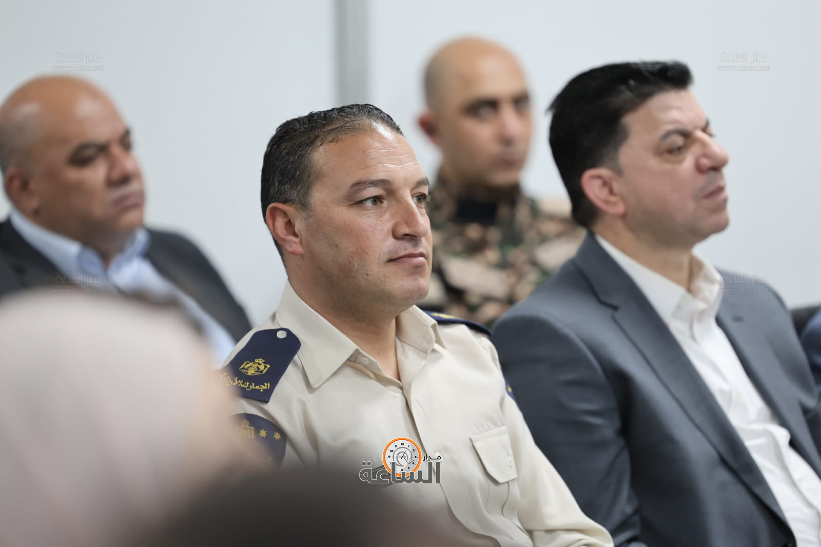 Madar Al-Saa Images 0.9917838695162285