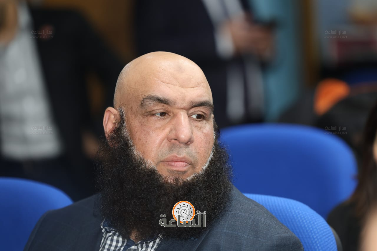 Madar Al-Saa Images 0.32717934607789223