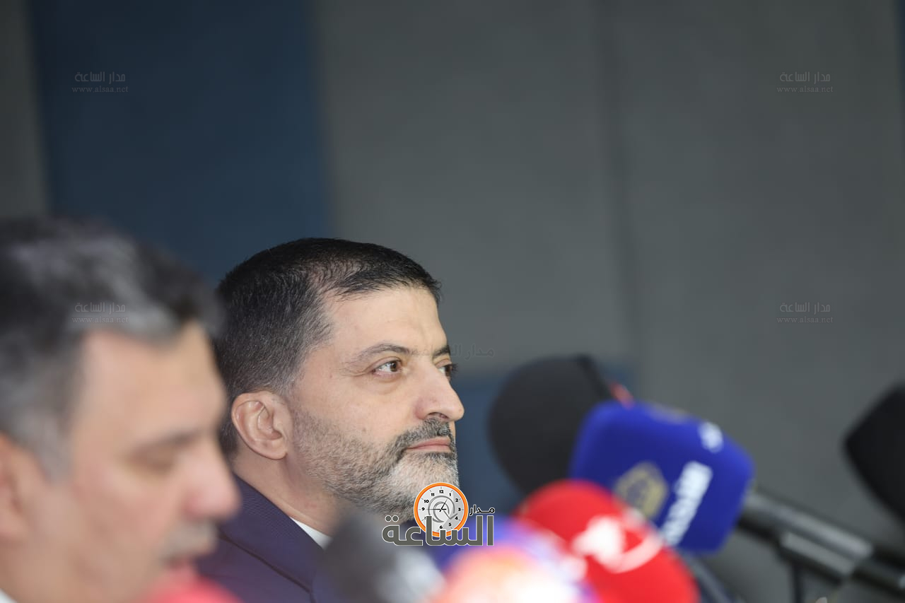 Madar Al-Saa Images 0.5687392032385439