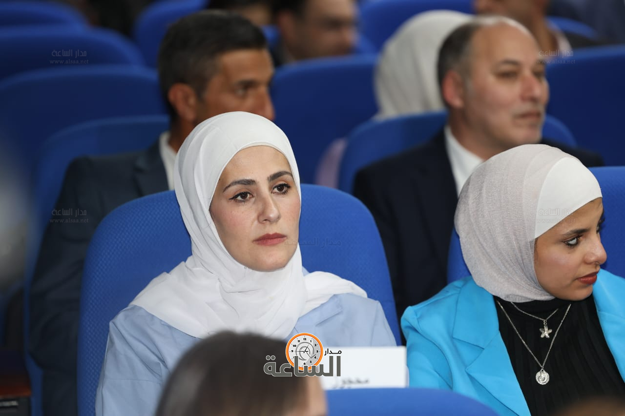 Madar Al-Saa Images 0.4202083171589086