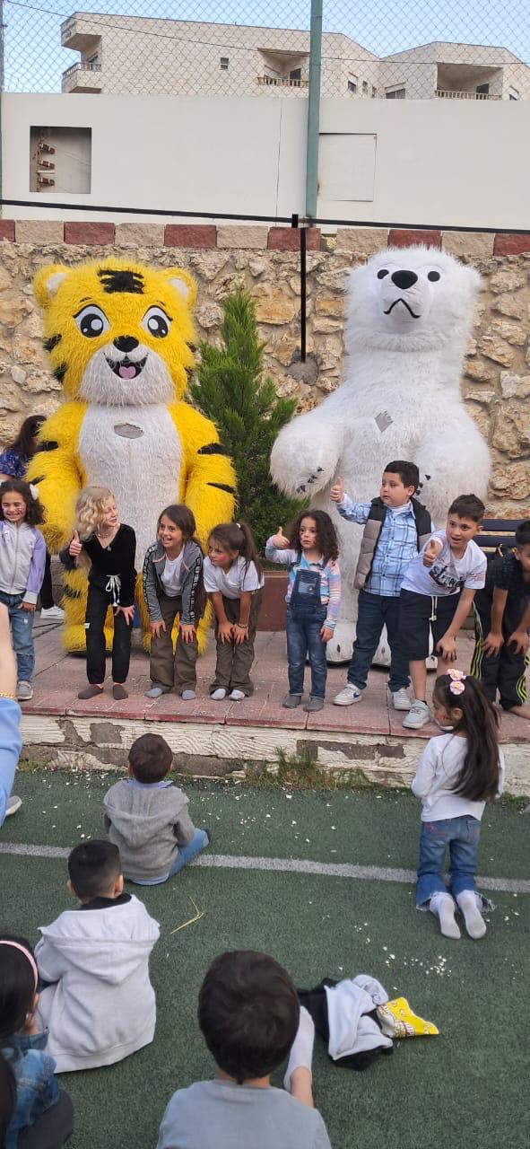 Madar Al-Saa Images 0.6237133177464766