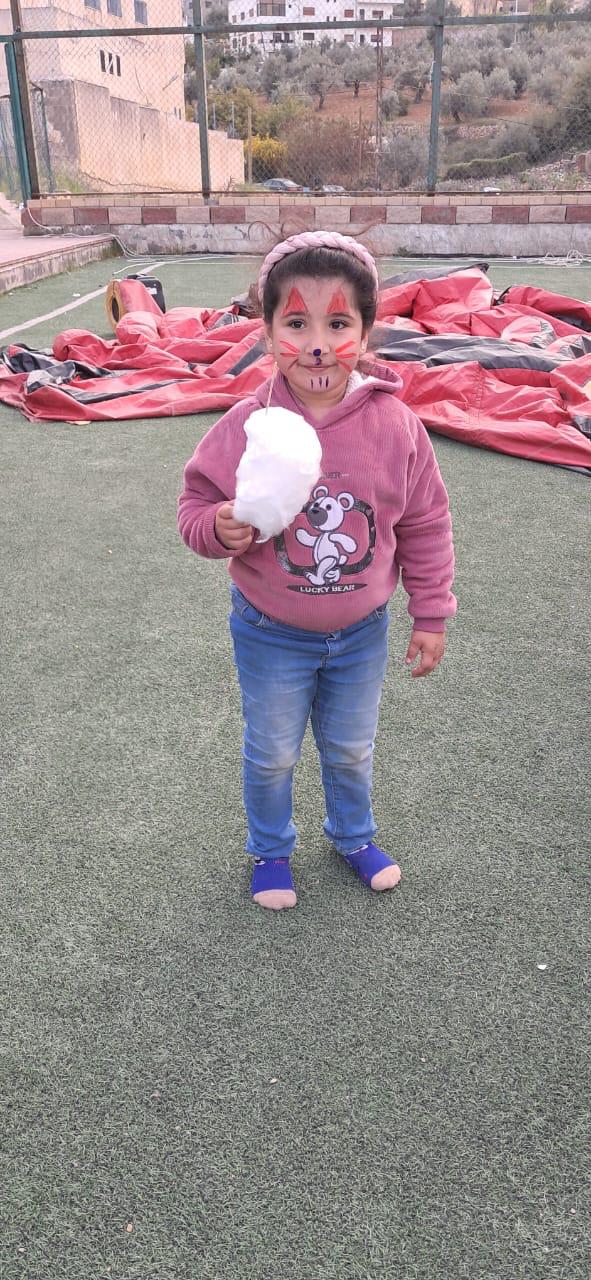 Madar Al-Saa Images 0.6248175288295011