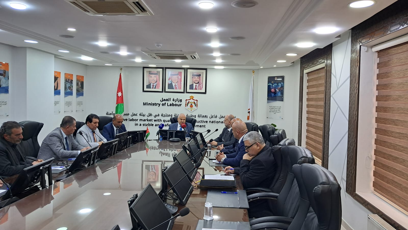 Madar Al-Saa Images 0.20577634143567436