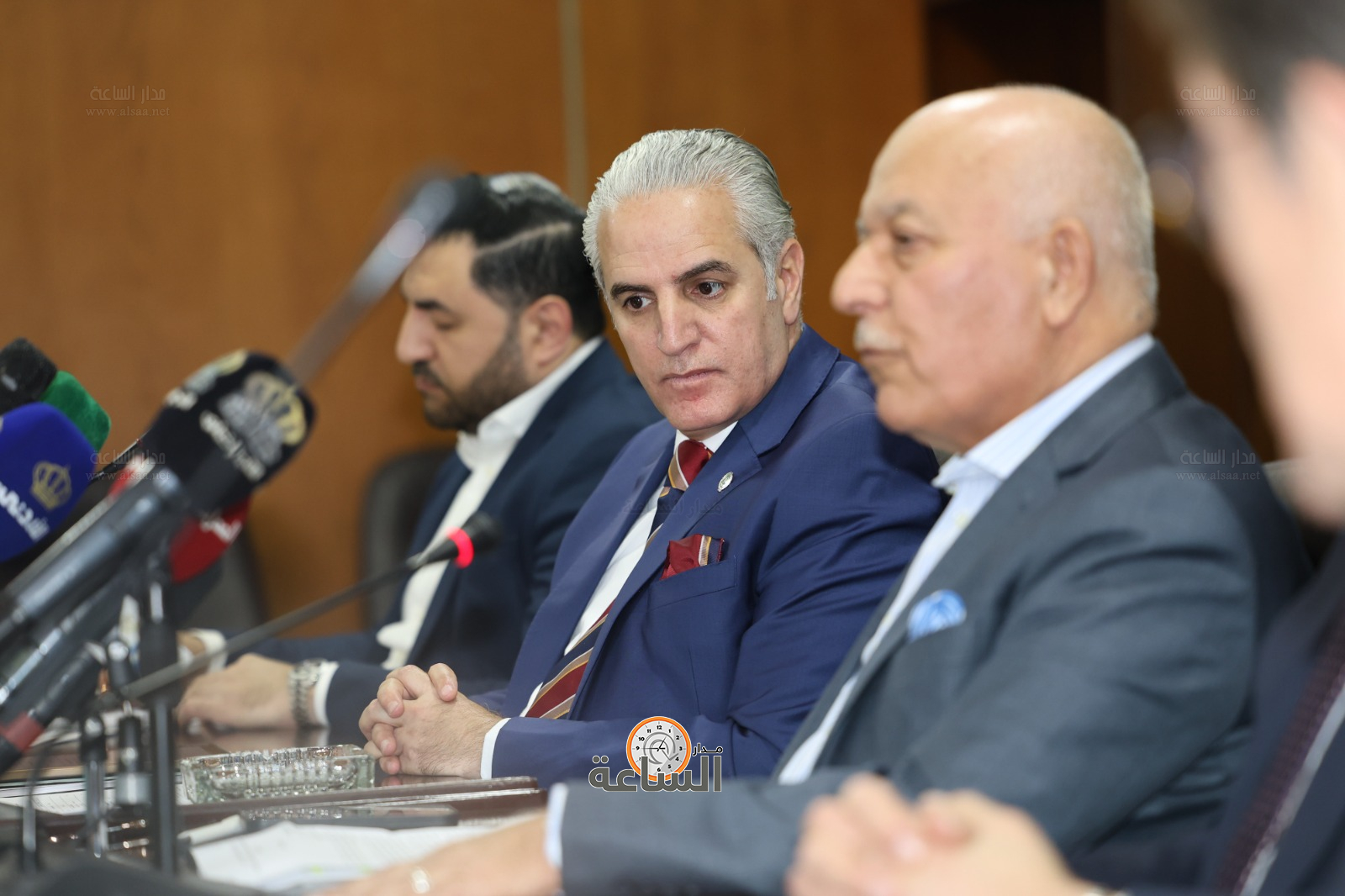 Madar Al-Saa Images 0.505371719184179