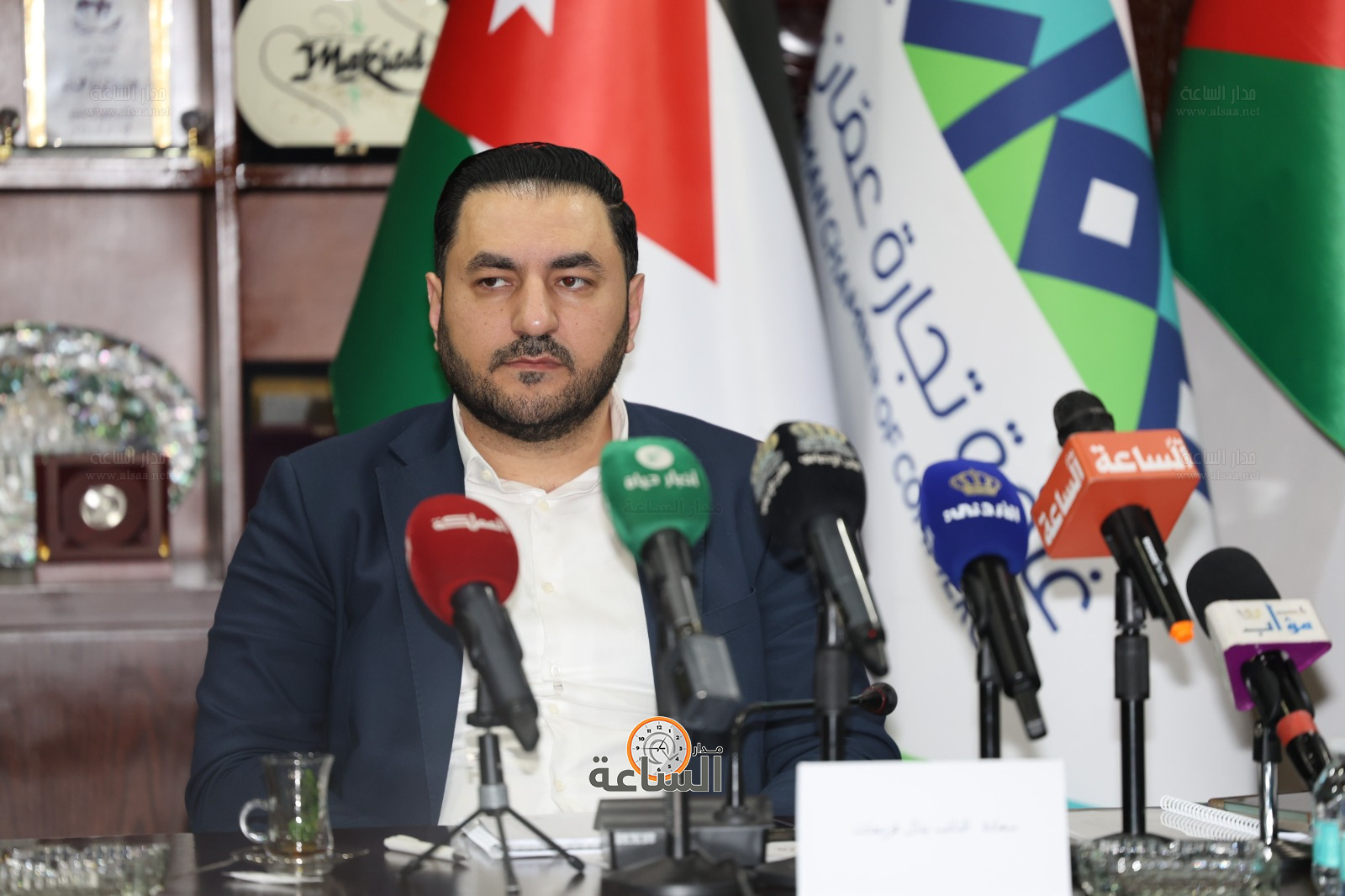 Madar Al-Saa Images 0.5120416370008279