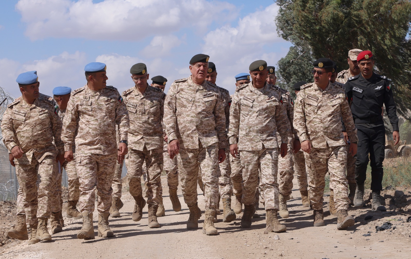 Madar Al-Saa Images 0.7250950249356124