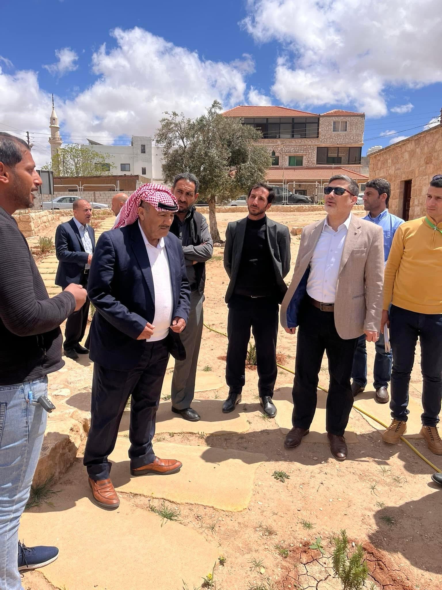 Madar Al-Saa Images 0.7096180623287925