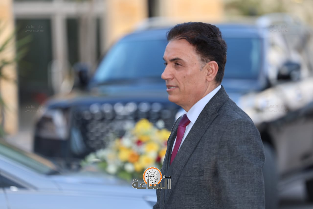 Madar Al-Saa Images 0.8636155211192461