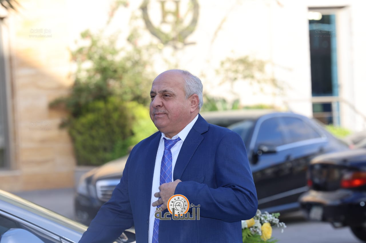 Madar Al-Saa Images 0.9356923422191092