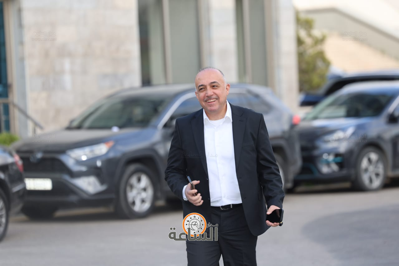 Madar Al-Saa Images 0.5746873577478684