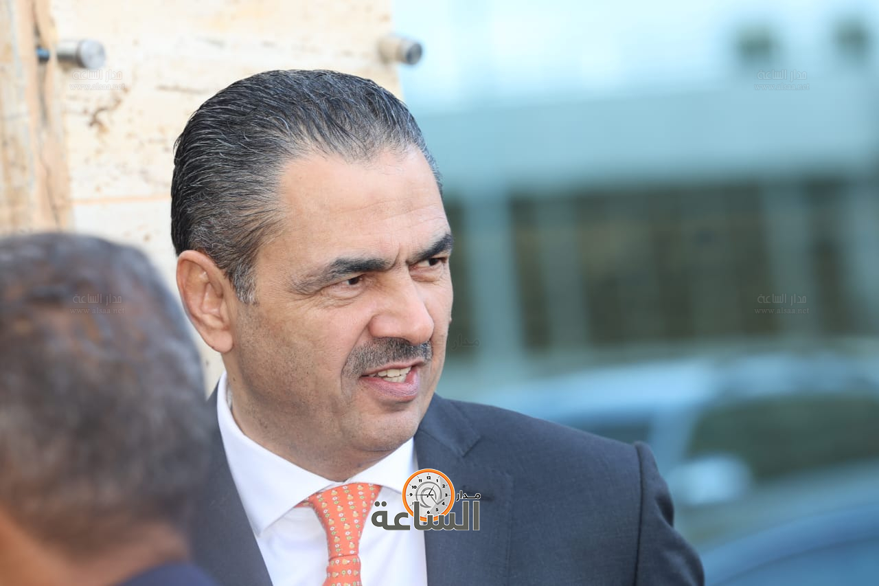 Madar Al-Saa Images 0.921009607566249