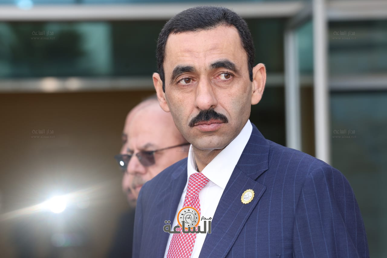 Madar Al-Saa Images 0.37507061930870156