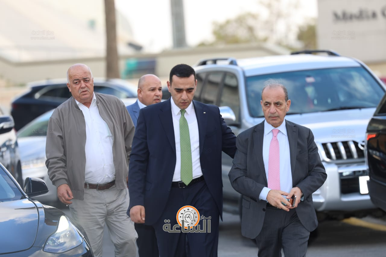 Madar Al-Saa Images 0.976485102414317