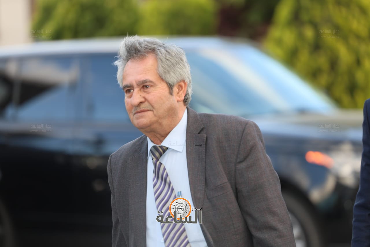 Madar Al-Saa Images 0.49407153296710915