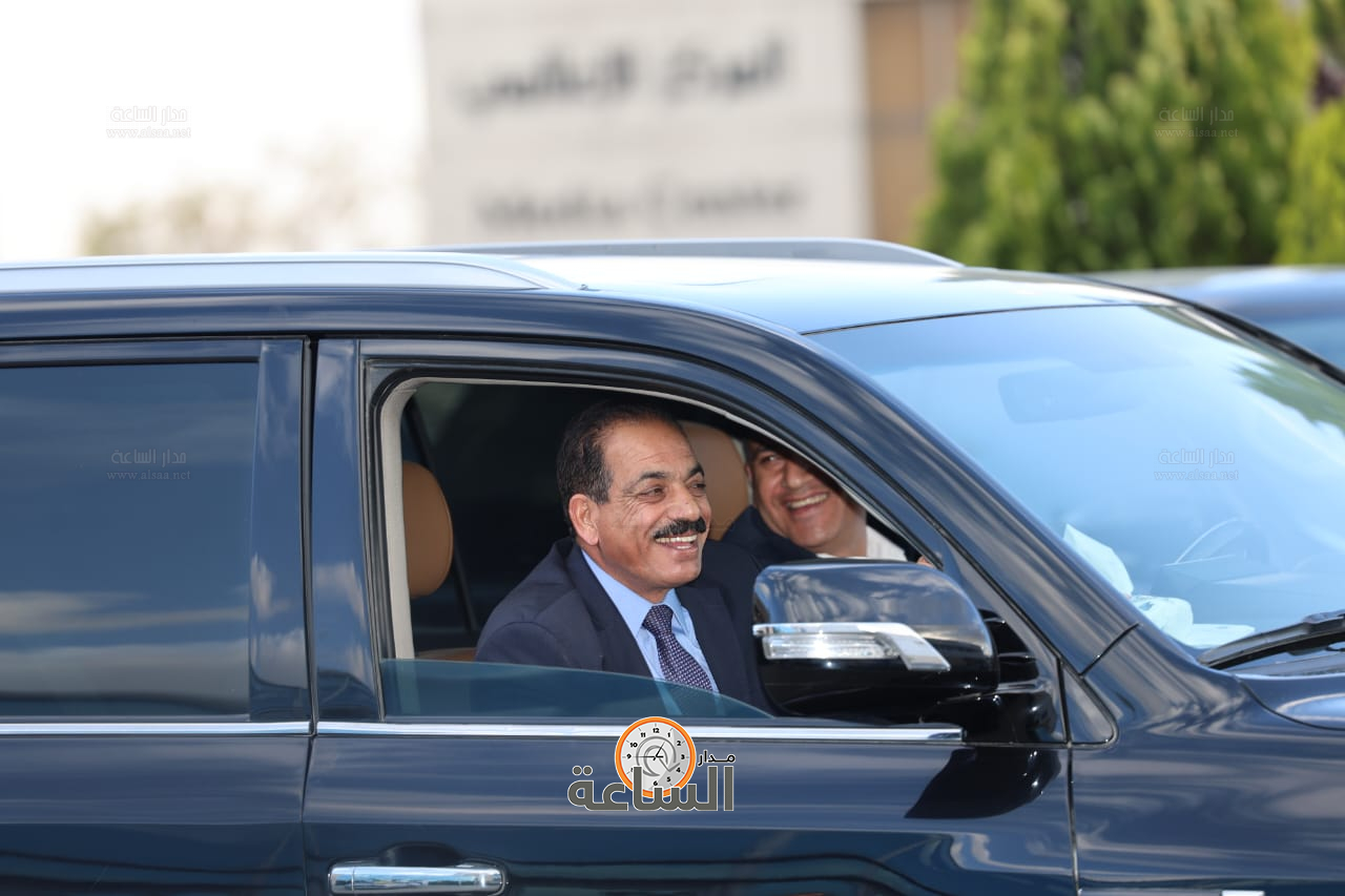 Madar Al-Saa Images 0.09922404413429509