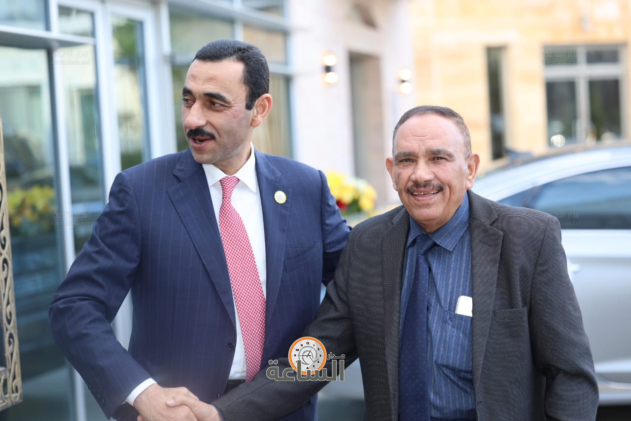 Madar Al-Saa Images 0.9389346657045896