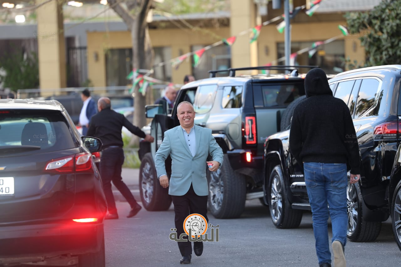 Madar Al-Saa Images 0.21421318608995976