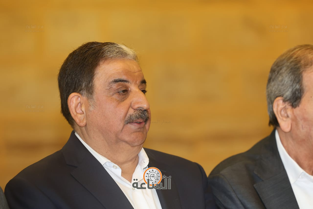 Madar Al-Saa Images 0.22121688927142036