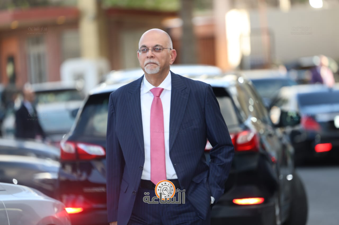 Madar Al-Saa Images 0.16671903705962143