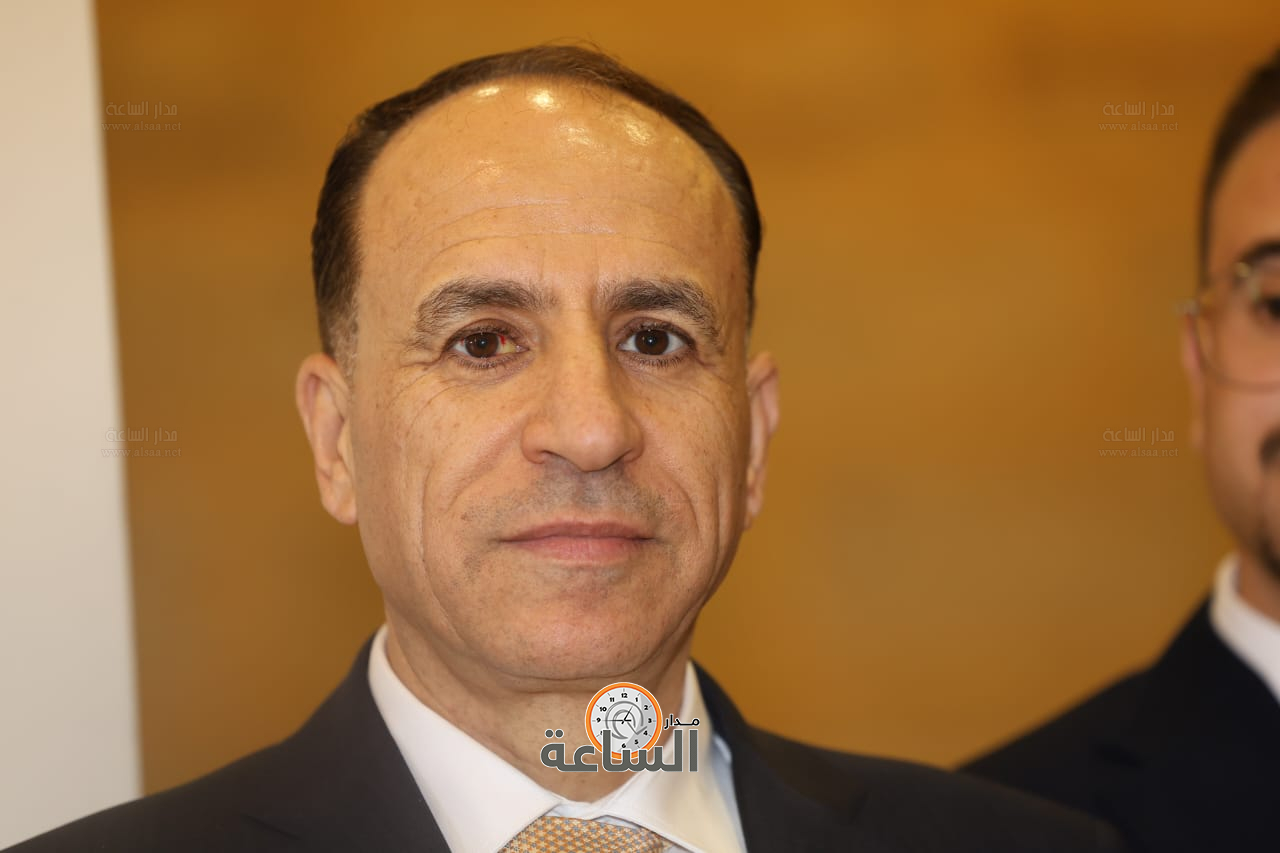 Madar Al-Saa Images 0.822871028288223