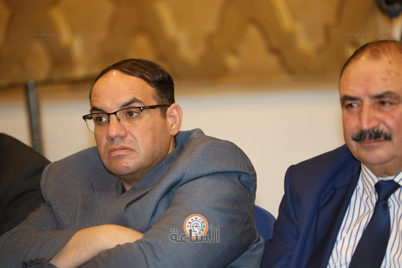 Madar Al-Saa Images 0.4236271017928579