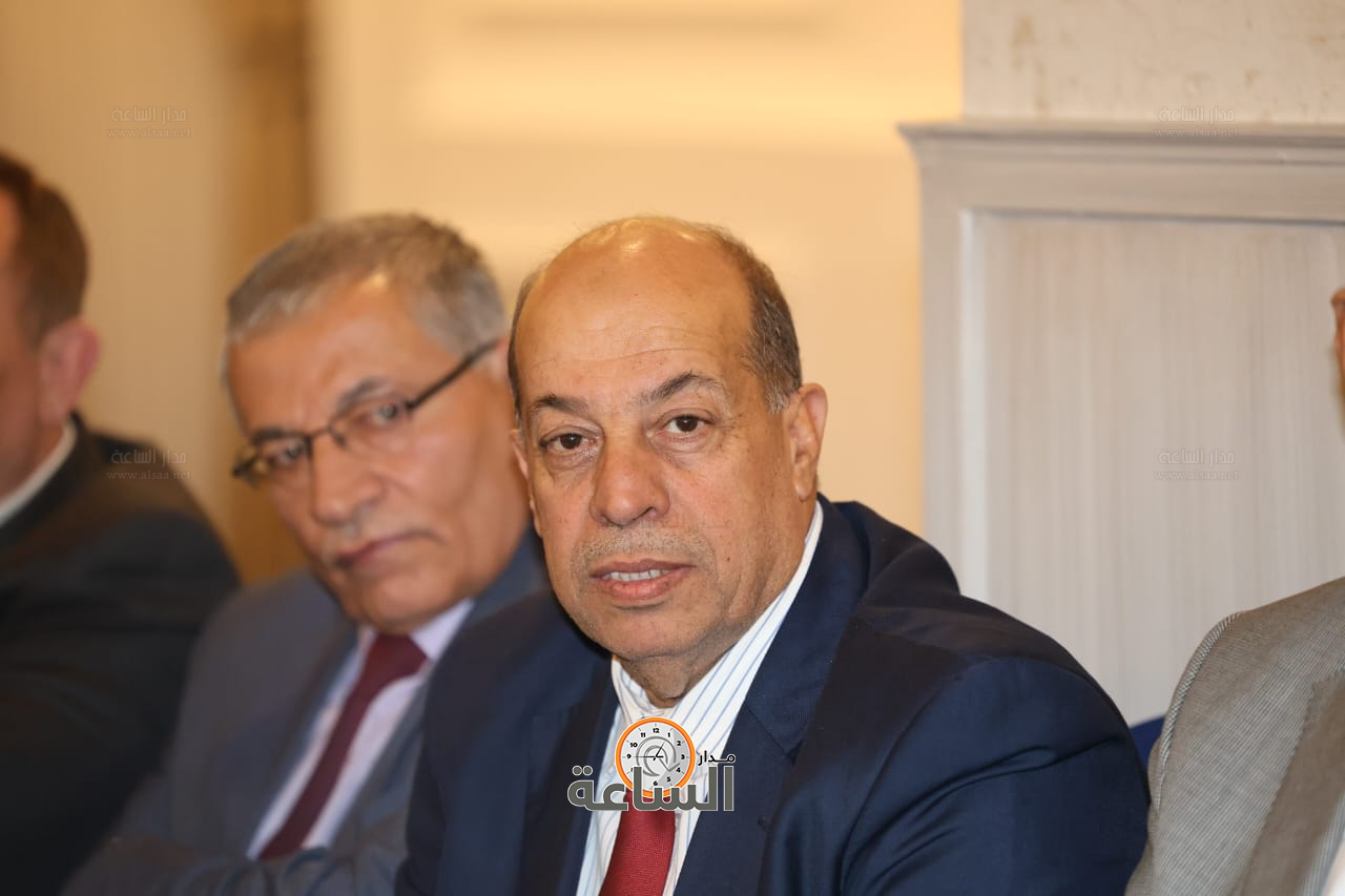 Madar Al-Saa Images 0.8233685526900267