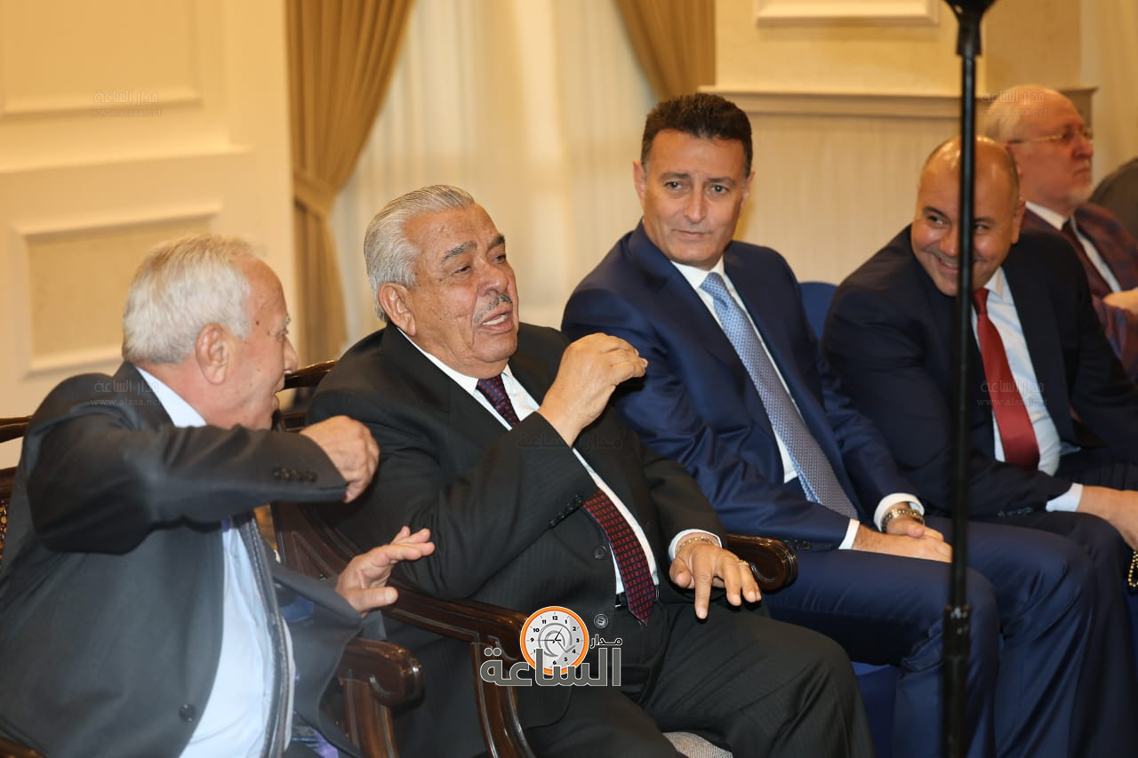 Madar Al-Saa Images 0.03440592039350332