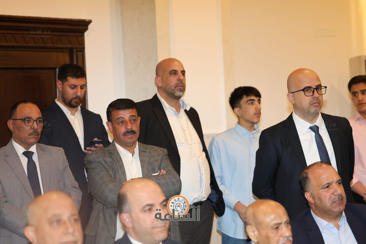 Madar Al-Saa Images 0.482824613215344