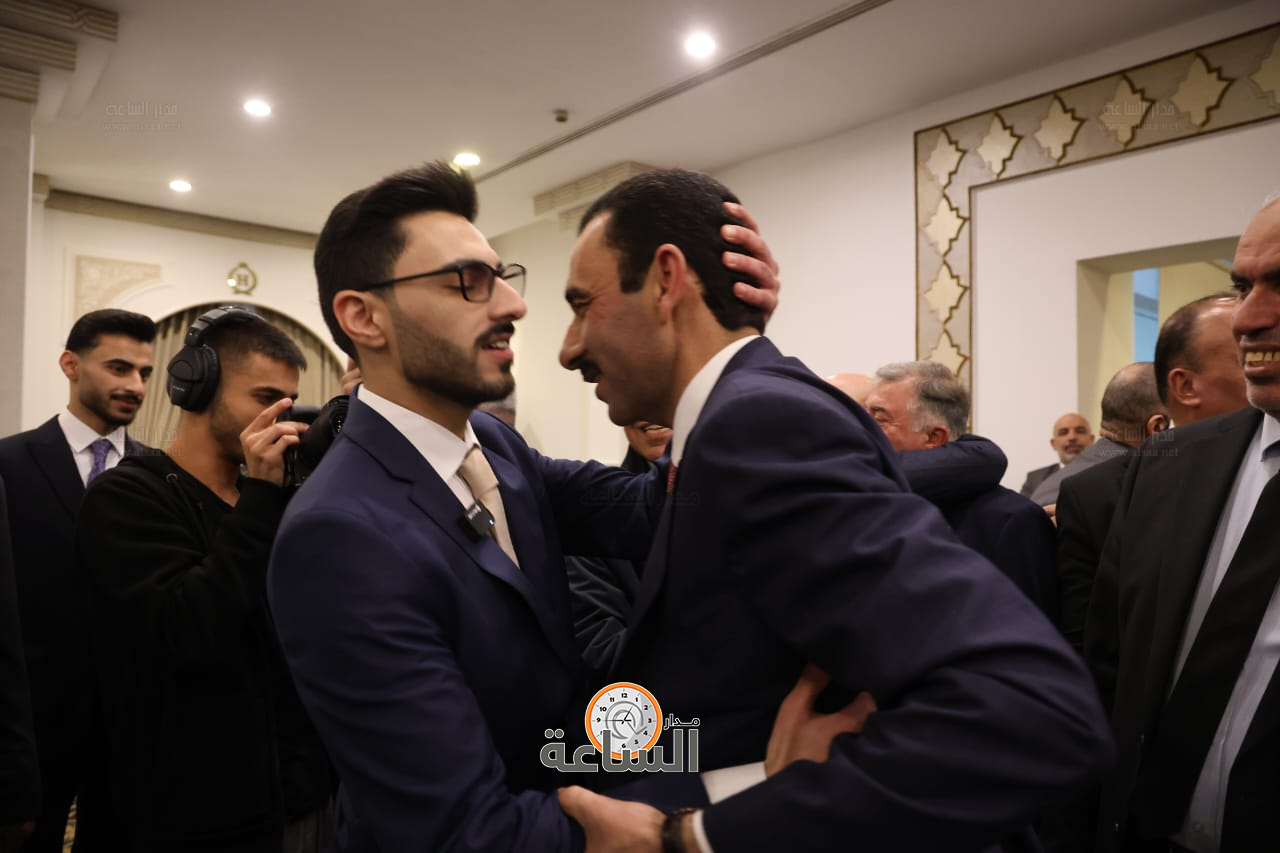 Madar Al-Saa Images 0.6293934239110425