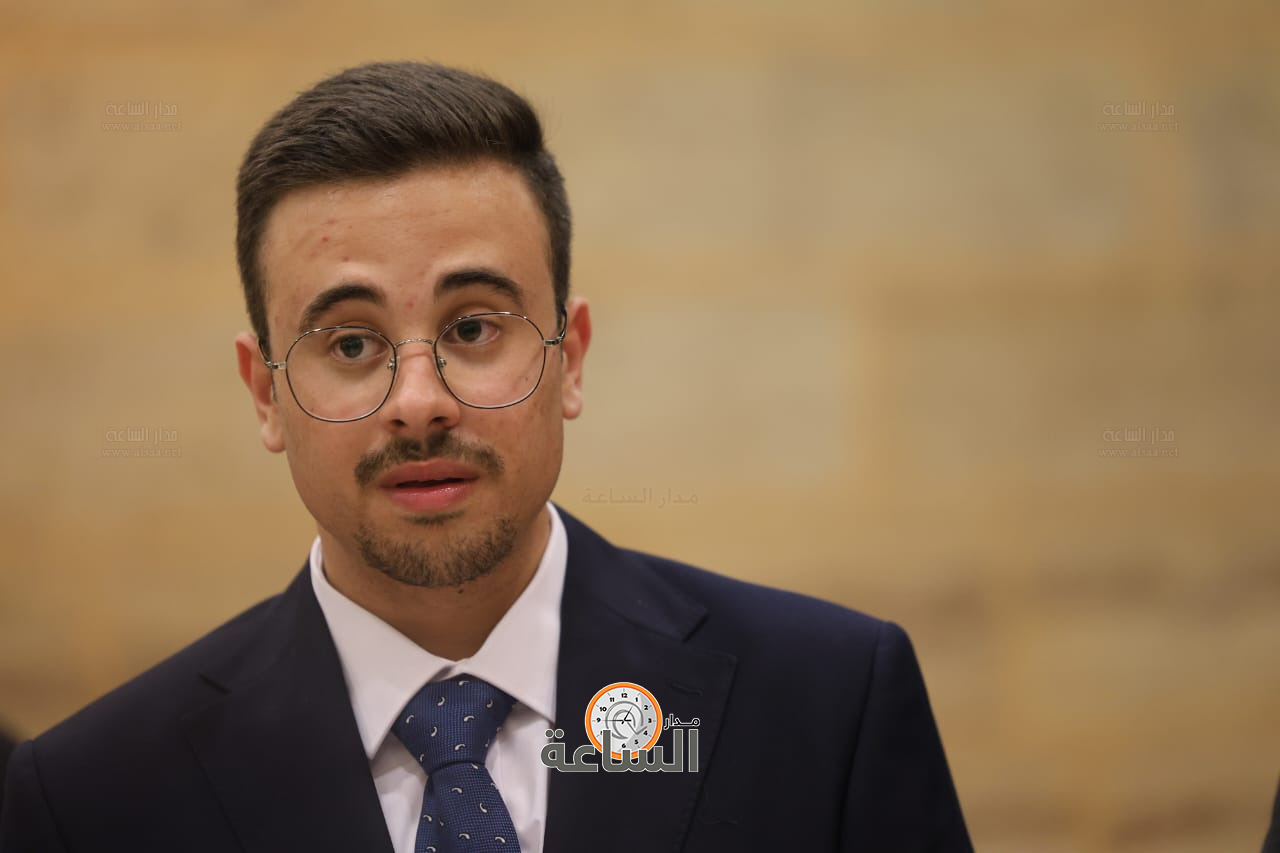 Madar Al-Saa Images 0.33982557109097766