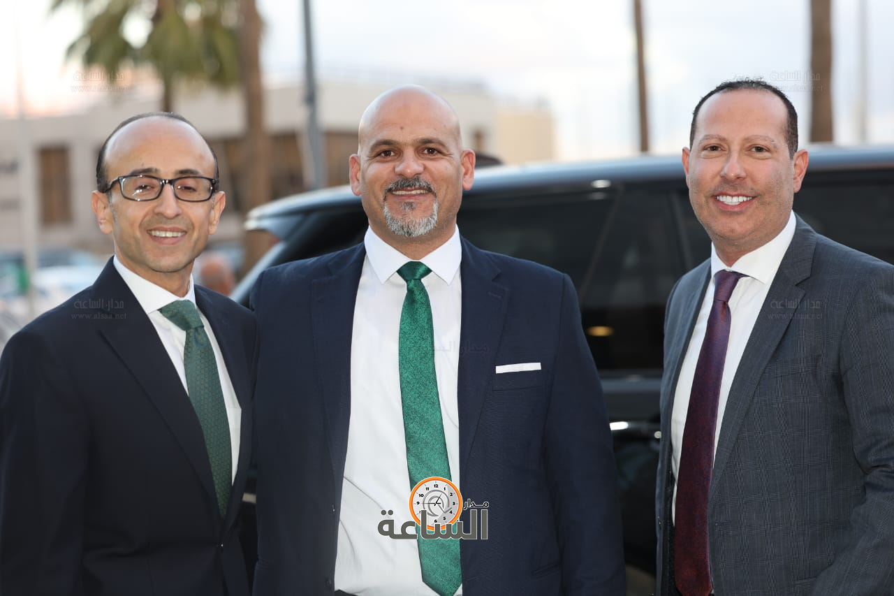 Madar Al-Saa Images 0.4685344283172389