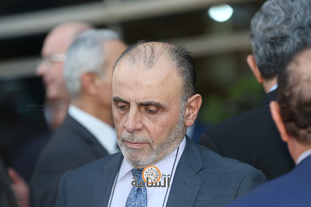 Madar Al-Saa Images 0.4210199847438906