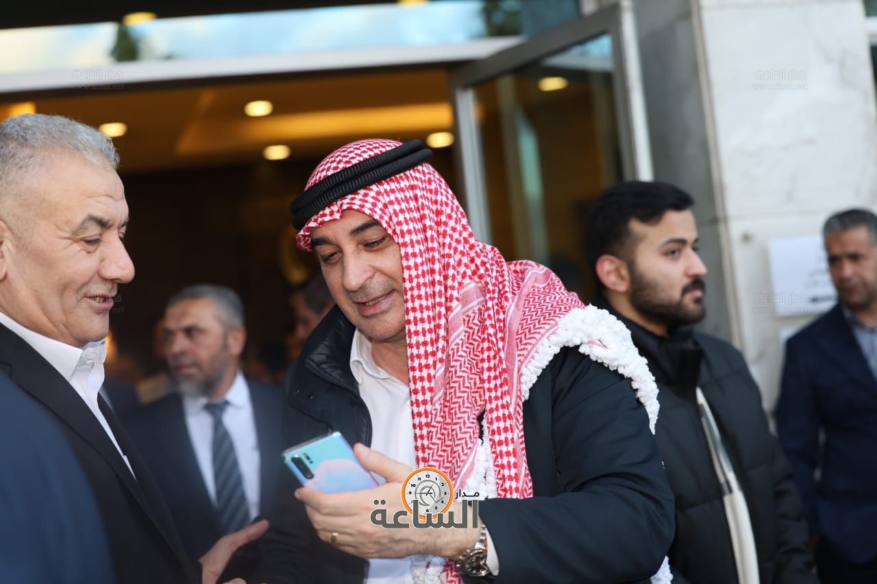 Madar Al-Saa Images 0.23599338220536836