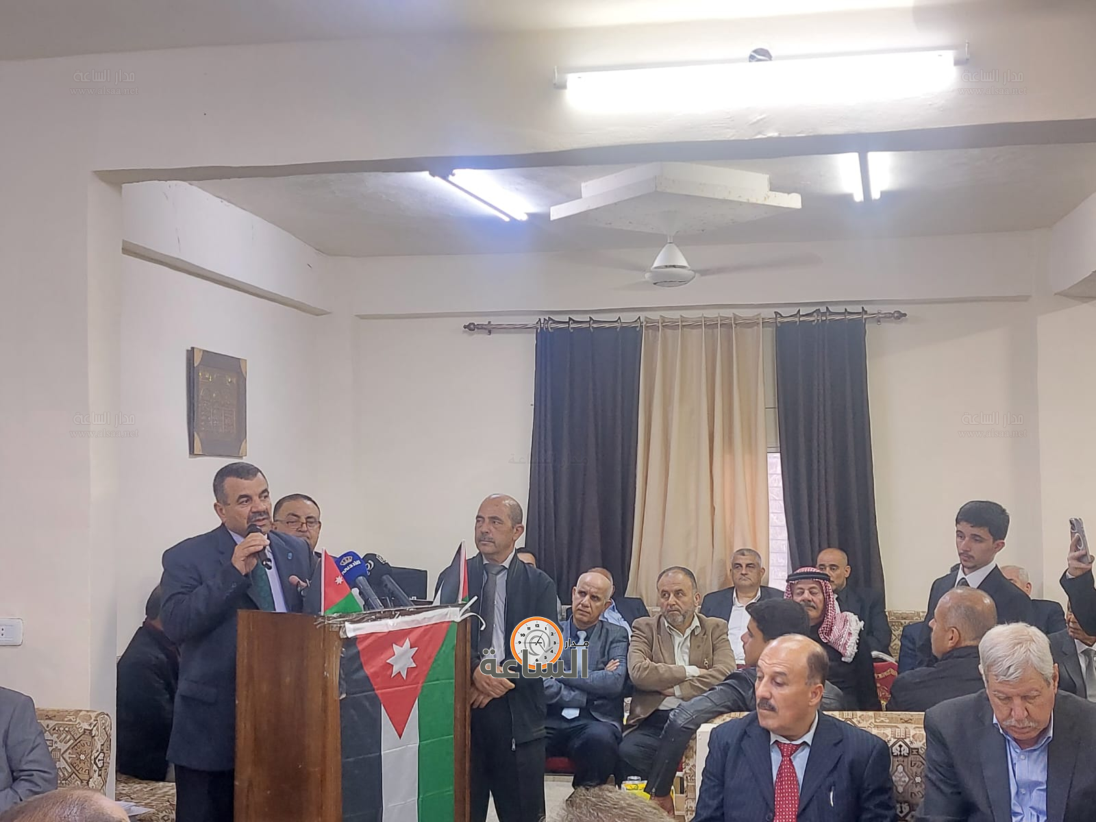 Madar Al-Saa Images 0.8109225129509327