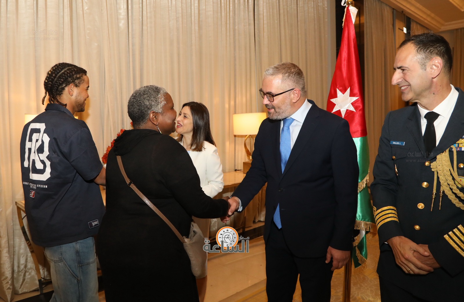 Madar Al-Saa Images 0.8202528780748962