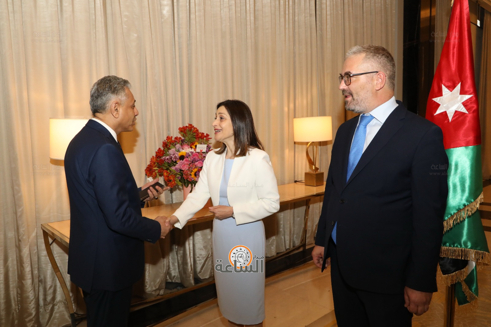 Madar Al-Saa Images 0.9740402581308707