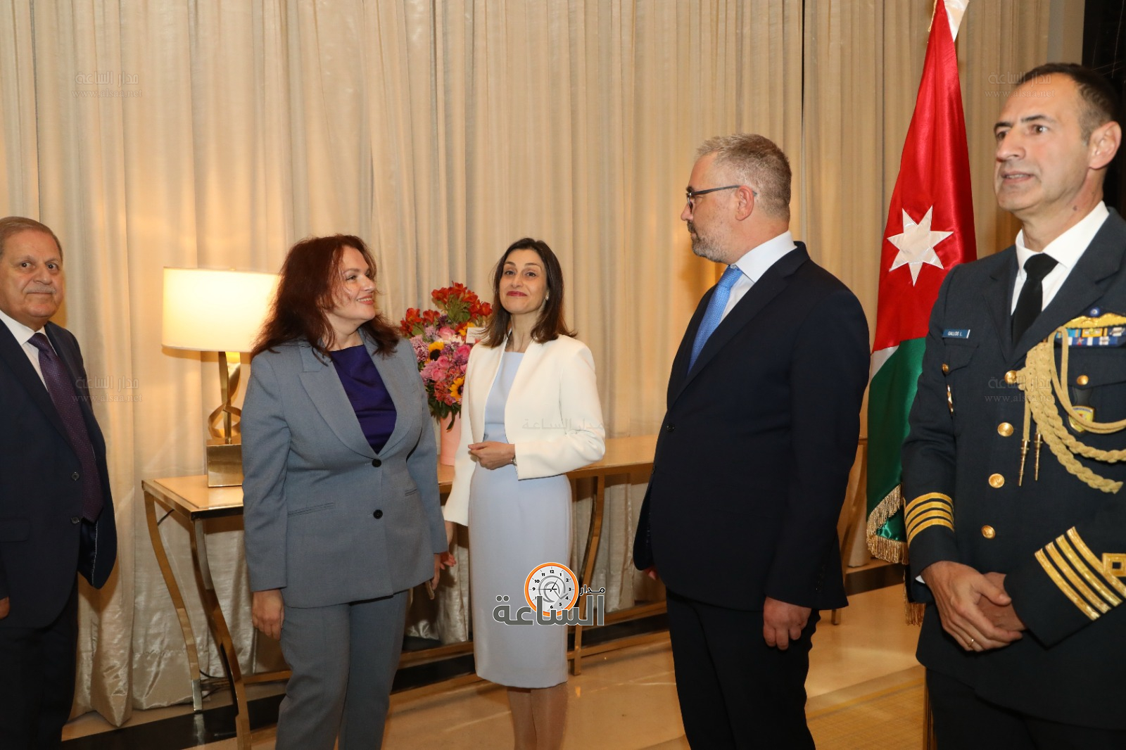 Madar Al-Saa Images 0.9448973511649563