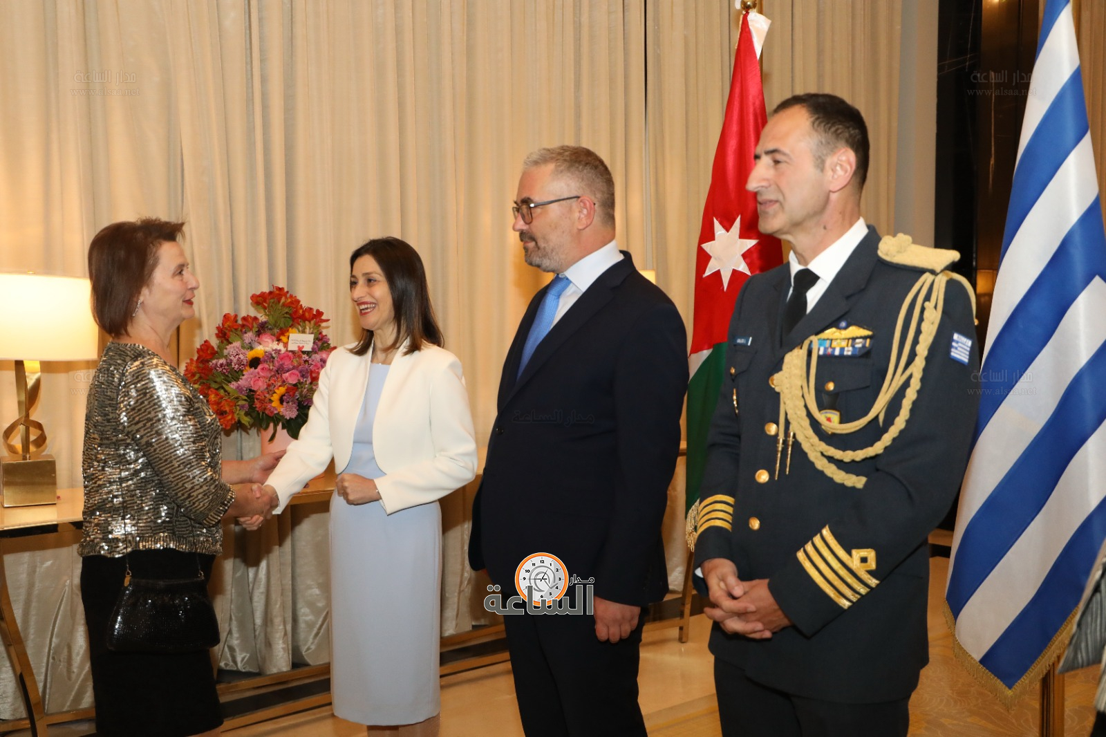 Madar Al-Saa Images 0.216949129398456