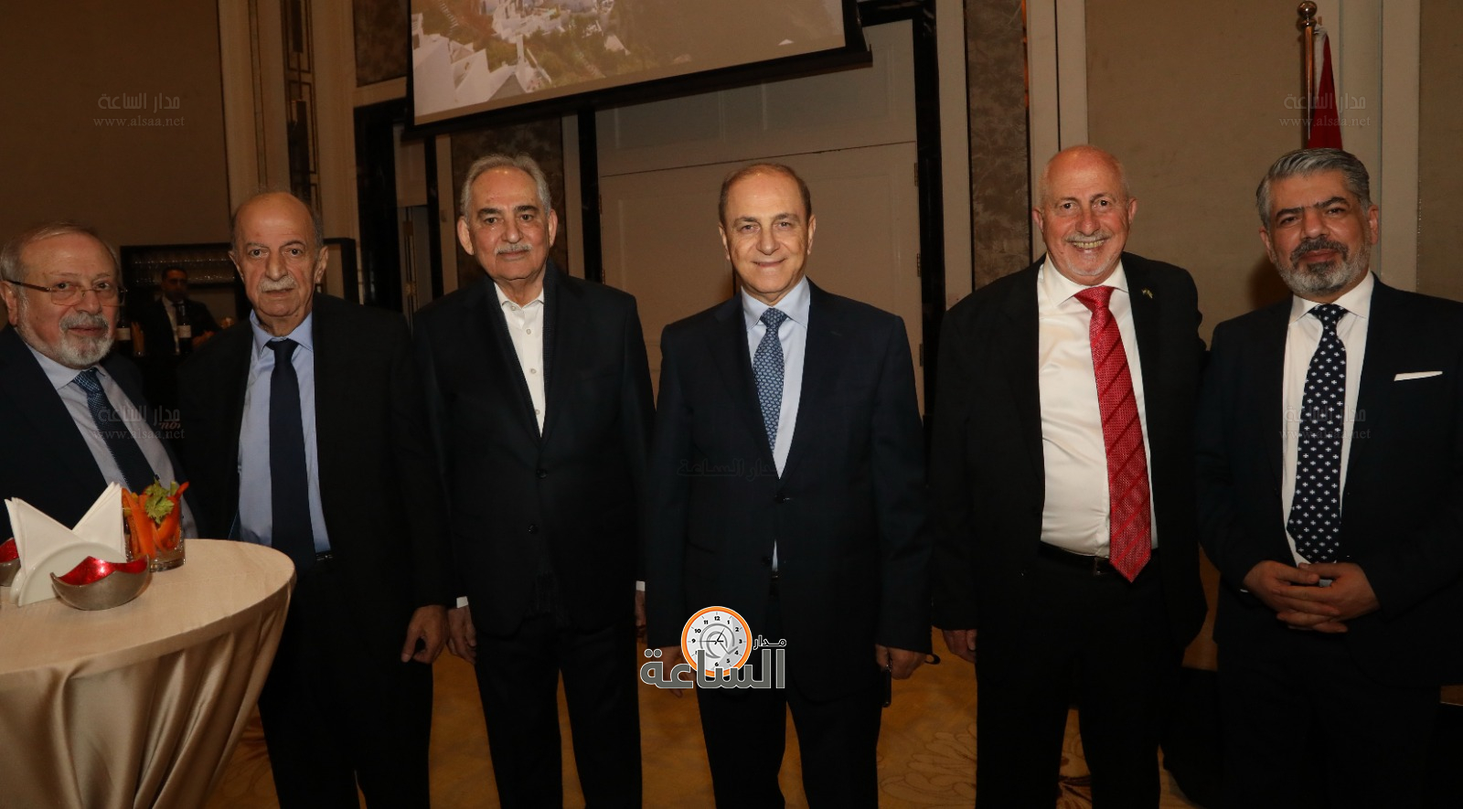 Madar Al-Saa Images 0.8497754593984753