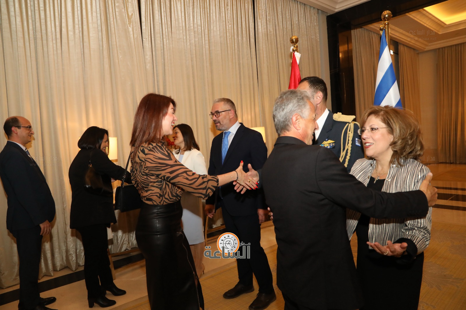 Madar Al-Saa Images 0.14945280330117316