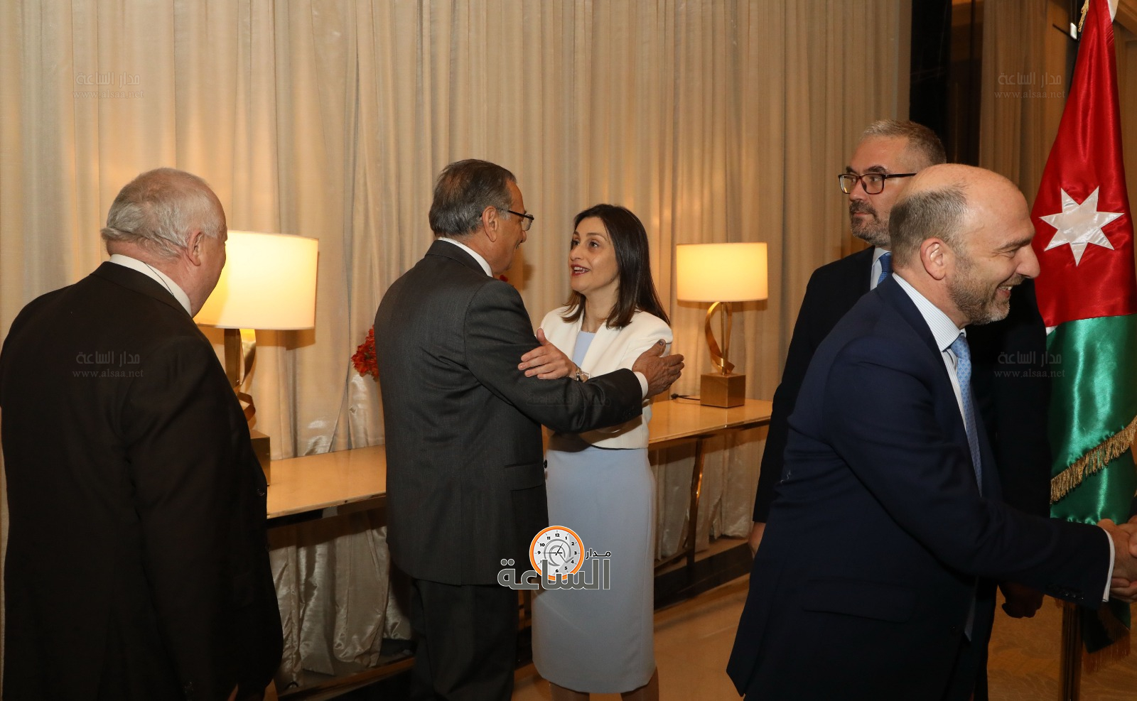 Madar Al-Saa Images 0.13516269843918616