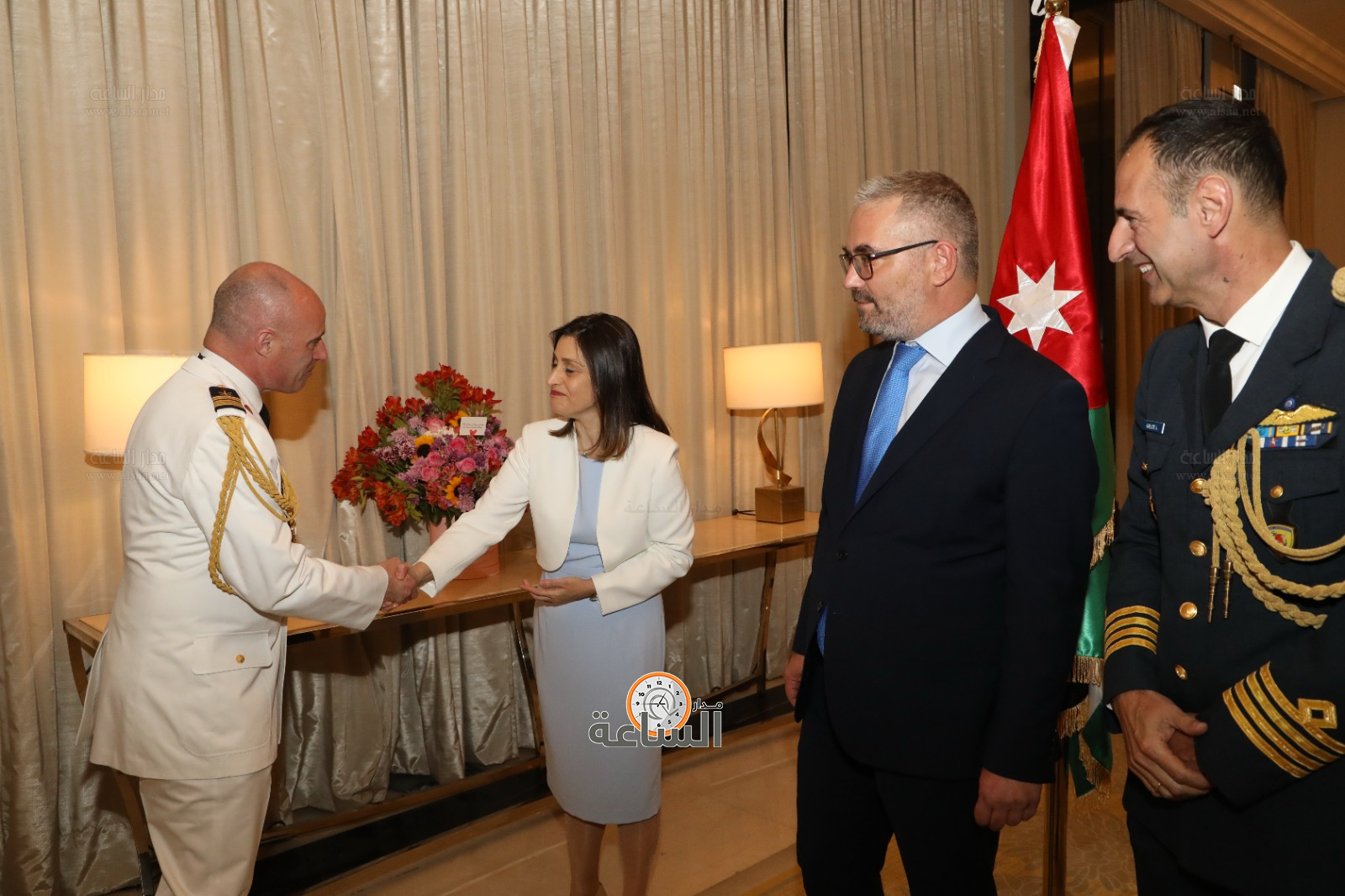 Madar Al-Saa Images 0.7356065399940862