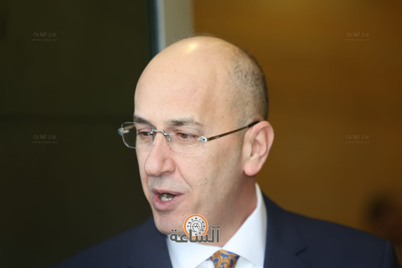 Madar Al-Saa Images 0.3854357960323359