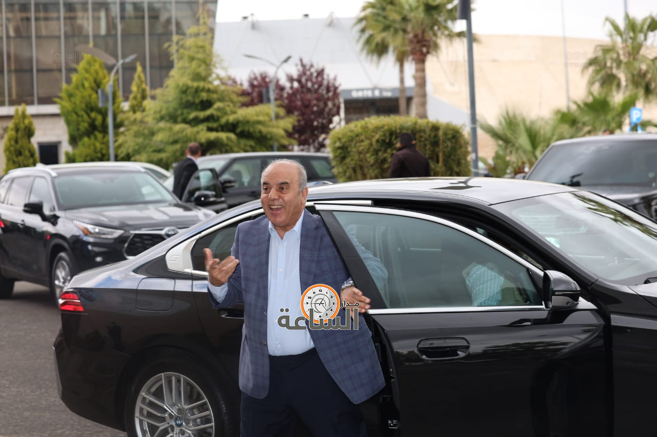 Madar Al-Saa Images 0.5354130304785443