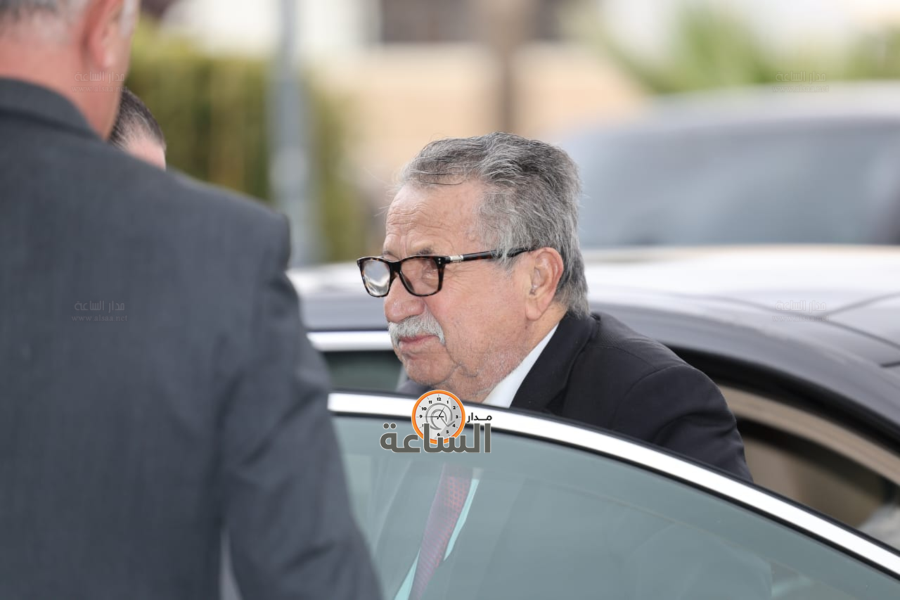 Madar Al-Saa Images 0.8874859671957732